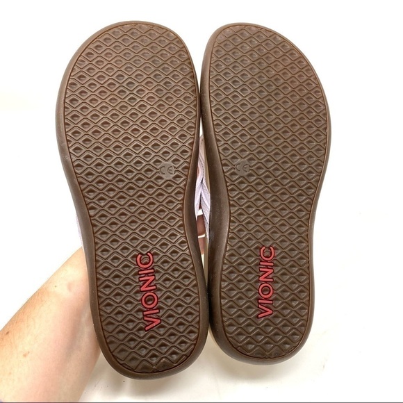 Vionic Tide Aloe flip flop sandals Lavender - Picture 4 of 8